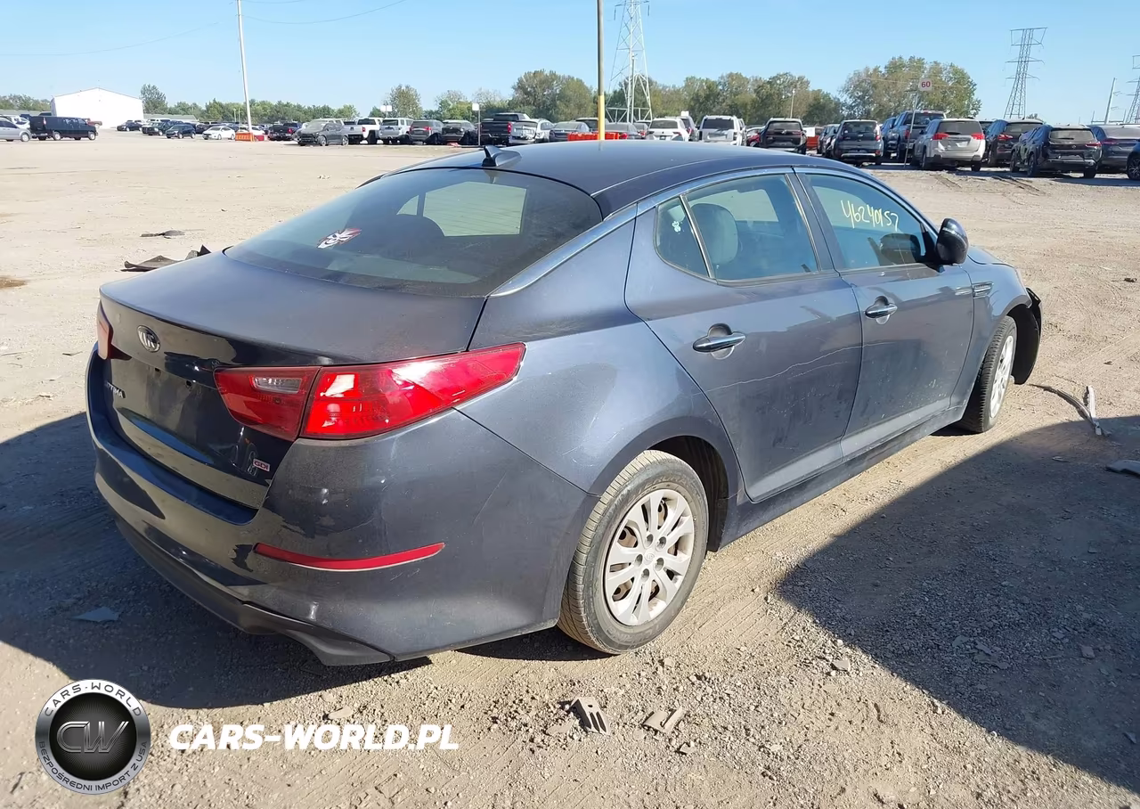 2015 Kia Optima Lx VIN:5XXGM4A74FG481710 - 4