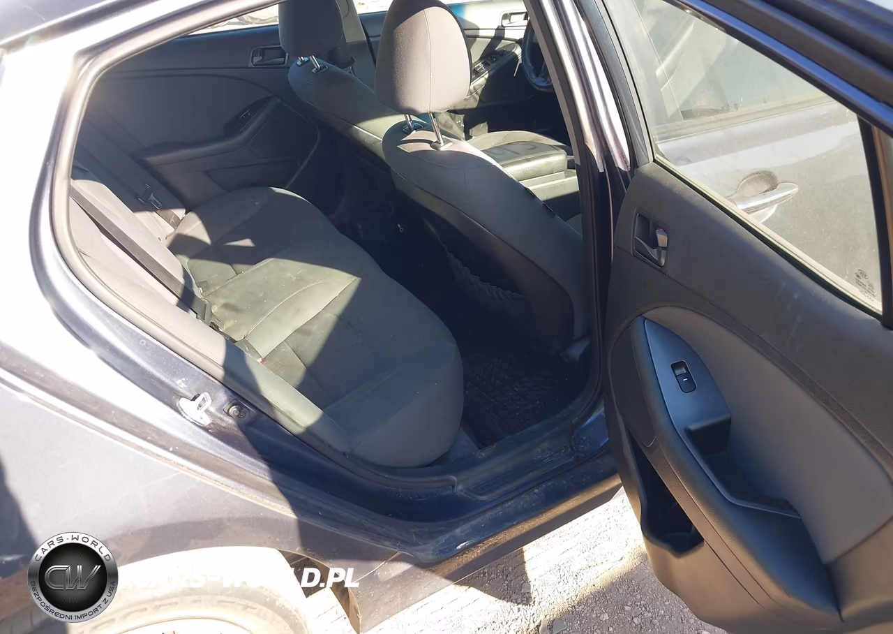 2015 Kia Optima Lx VIN:5XXGM4A74FG481710 - 8