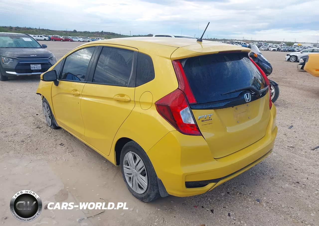 2018 Honda Fit Lx VIN:3HGGK5H47JM730551 - 3