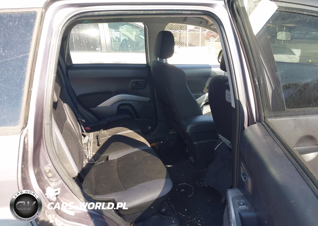 2008 Mitsubishi Outlander Es VIN:JA4LT21W78Z006351 - 8