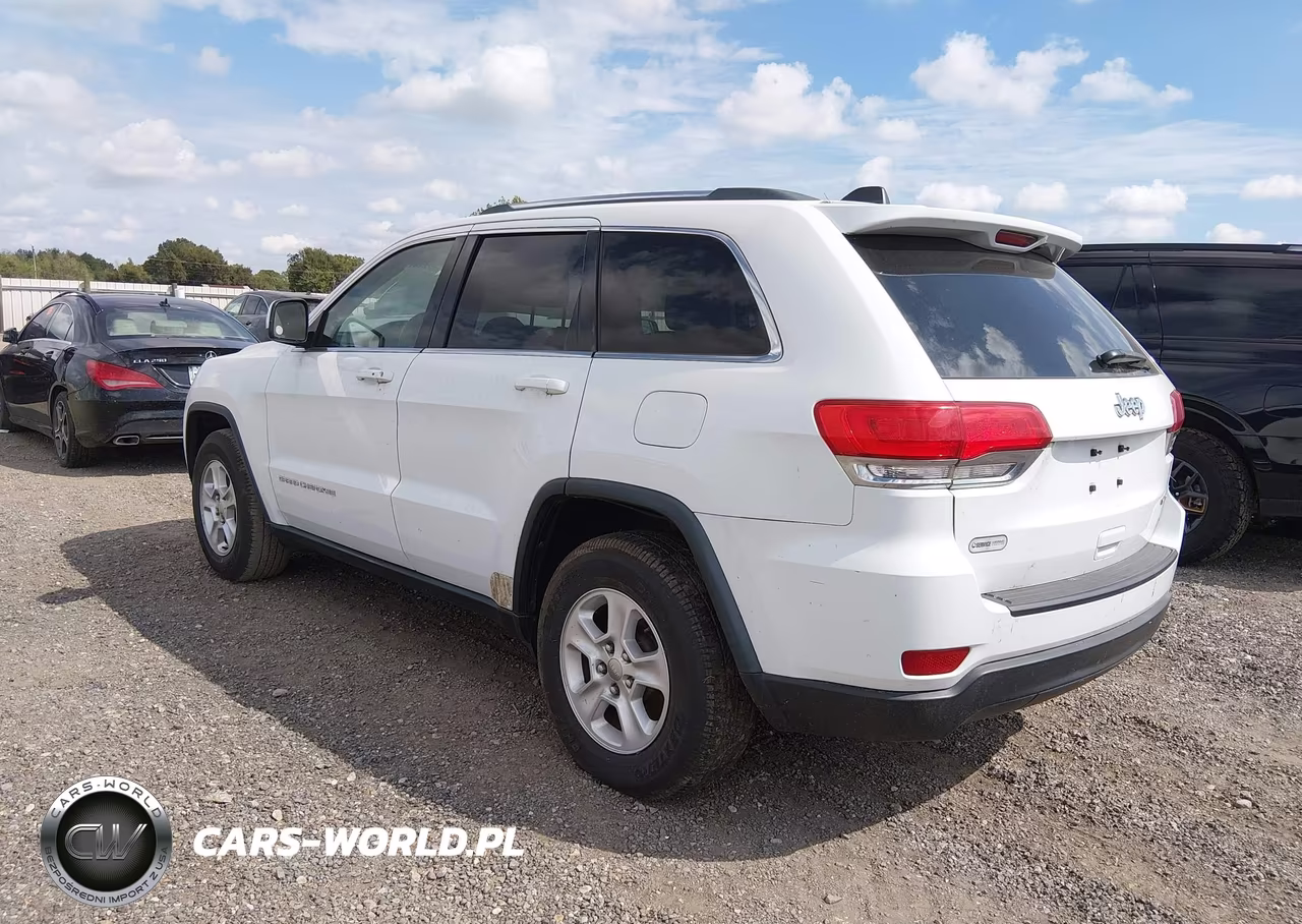 2014 Jeep Grand Cherokee Laredo VIN:1C4RJEAG4EC243281 - 3