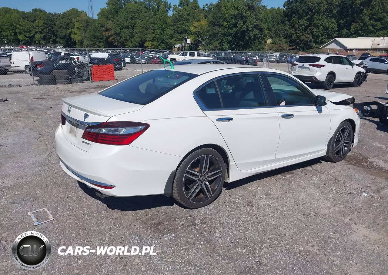 2017 Honda Accord Sport VIN:1HGCR2F58HA121674 - 4