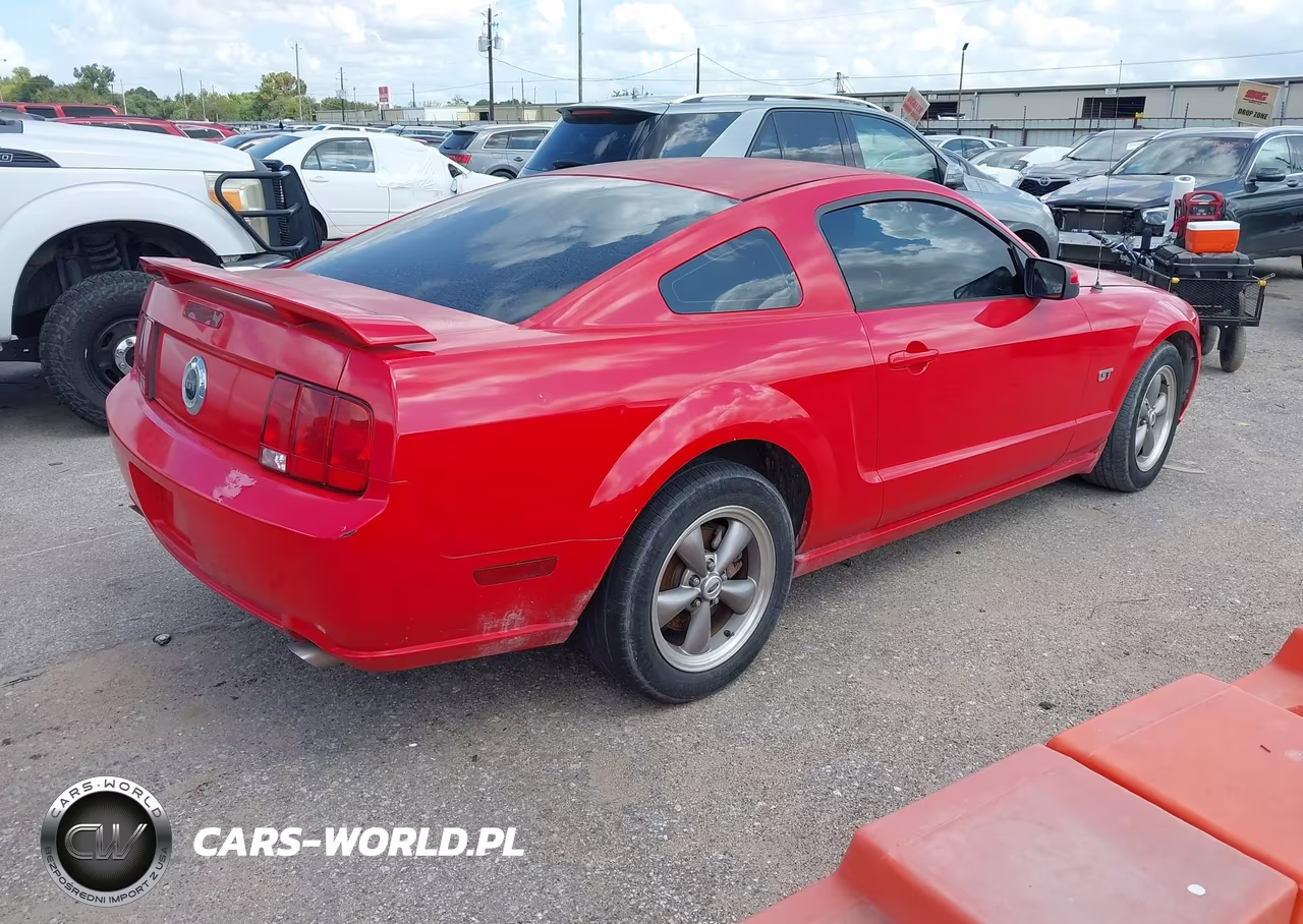 2005 Ford Mustang Gt Deluxe-Gt Premium VIN:1ZVFT82HX55177083 - 4