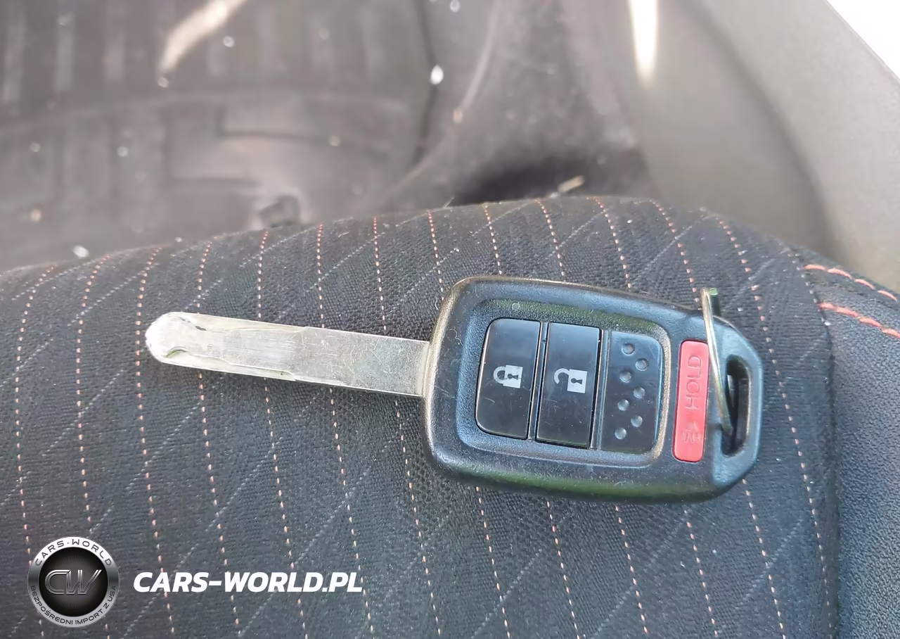 2018 Honda Fit Sport VIN:3HGGK5H63JM706460 - 11