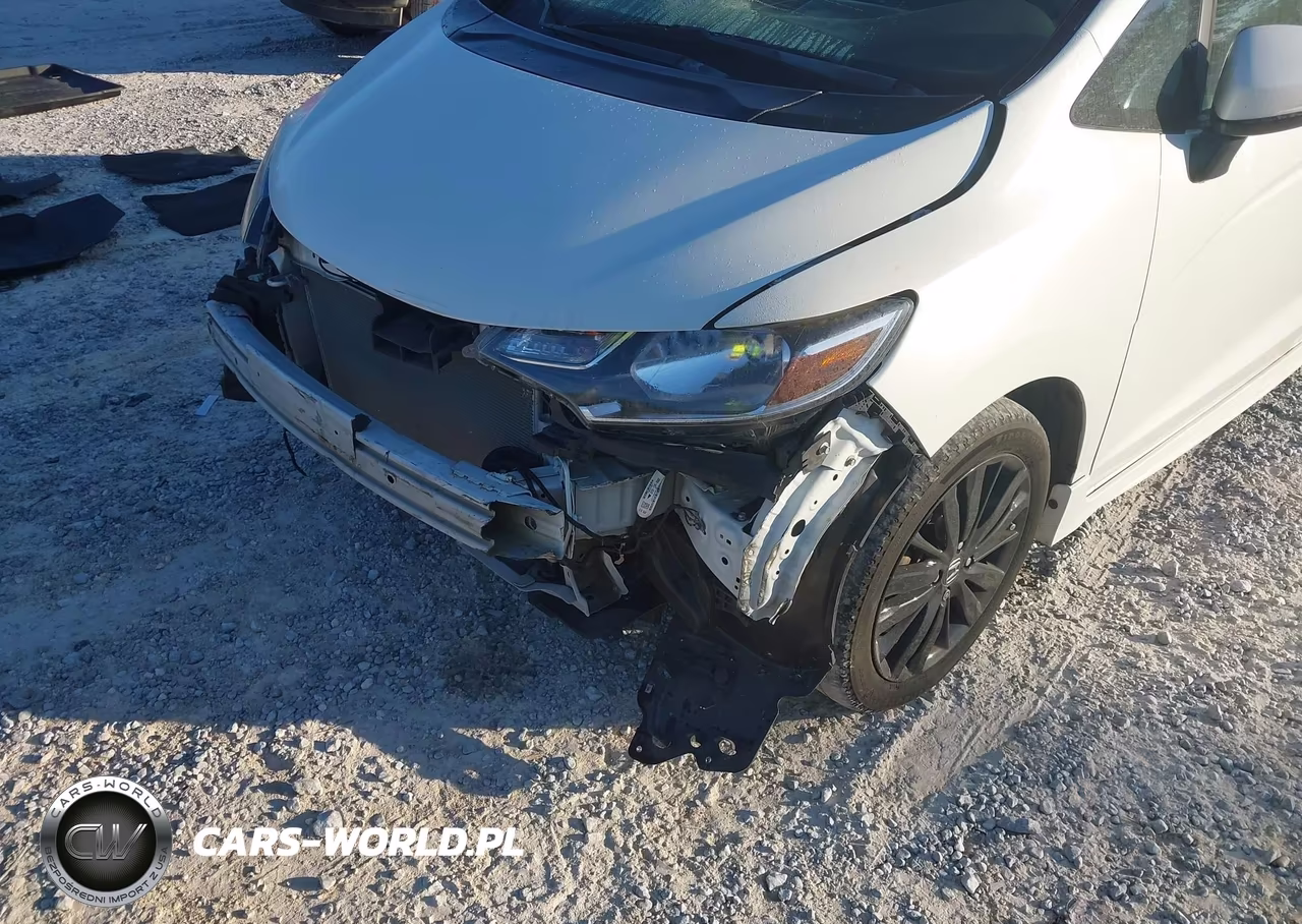 2018 Honda Fit Sport VIN:3HGGK5H63JM706460 - 19