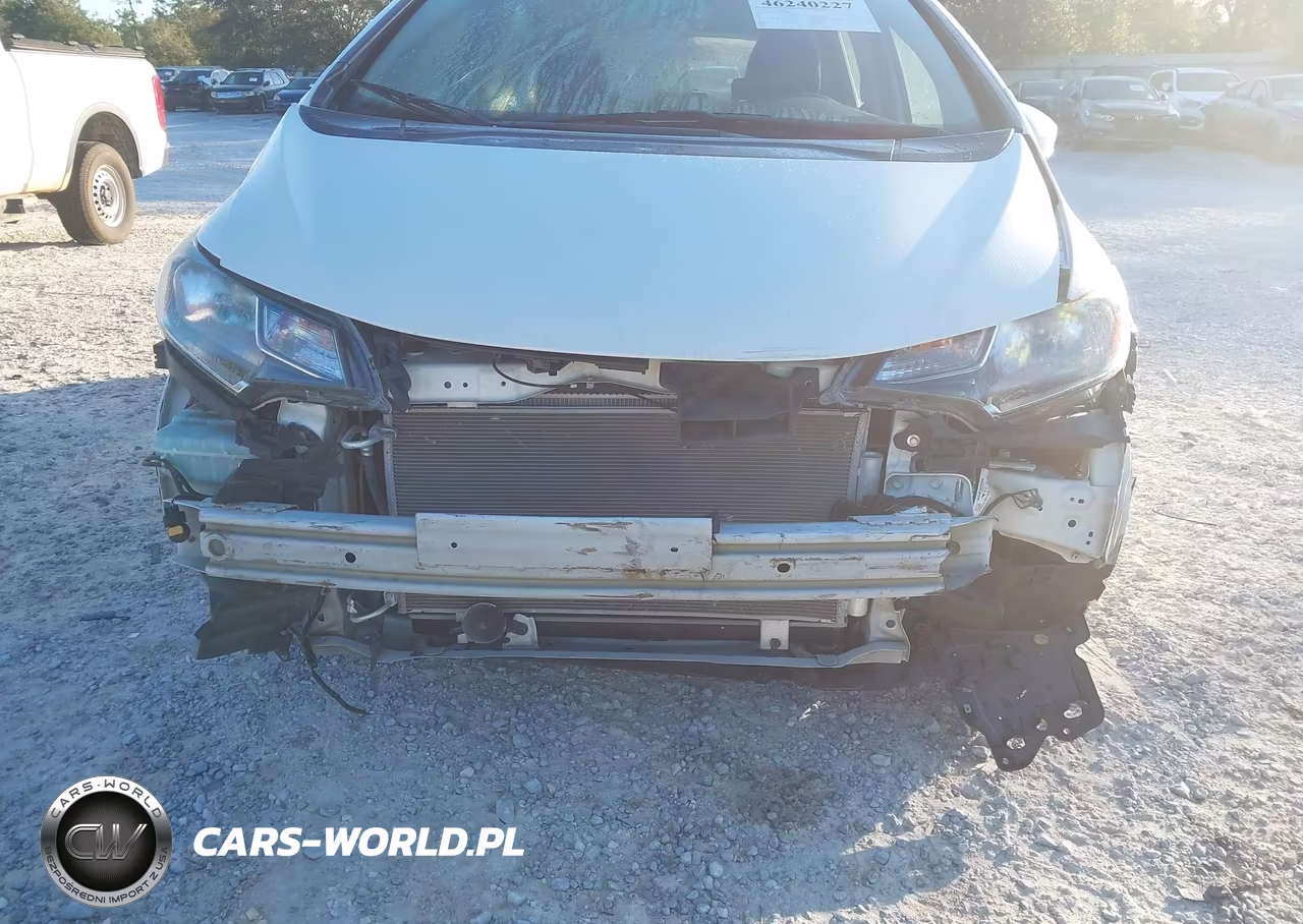 2018 Honda Fit Sport VIN:3HGGK5H63JM706460 - 6