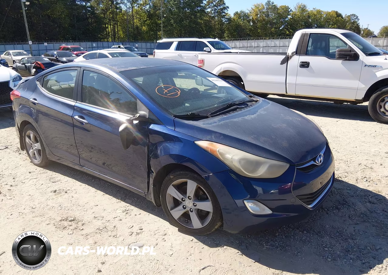 HYUNDAI ELANTRA GL – zdjęcie 1 z 11