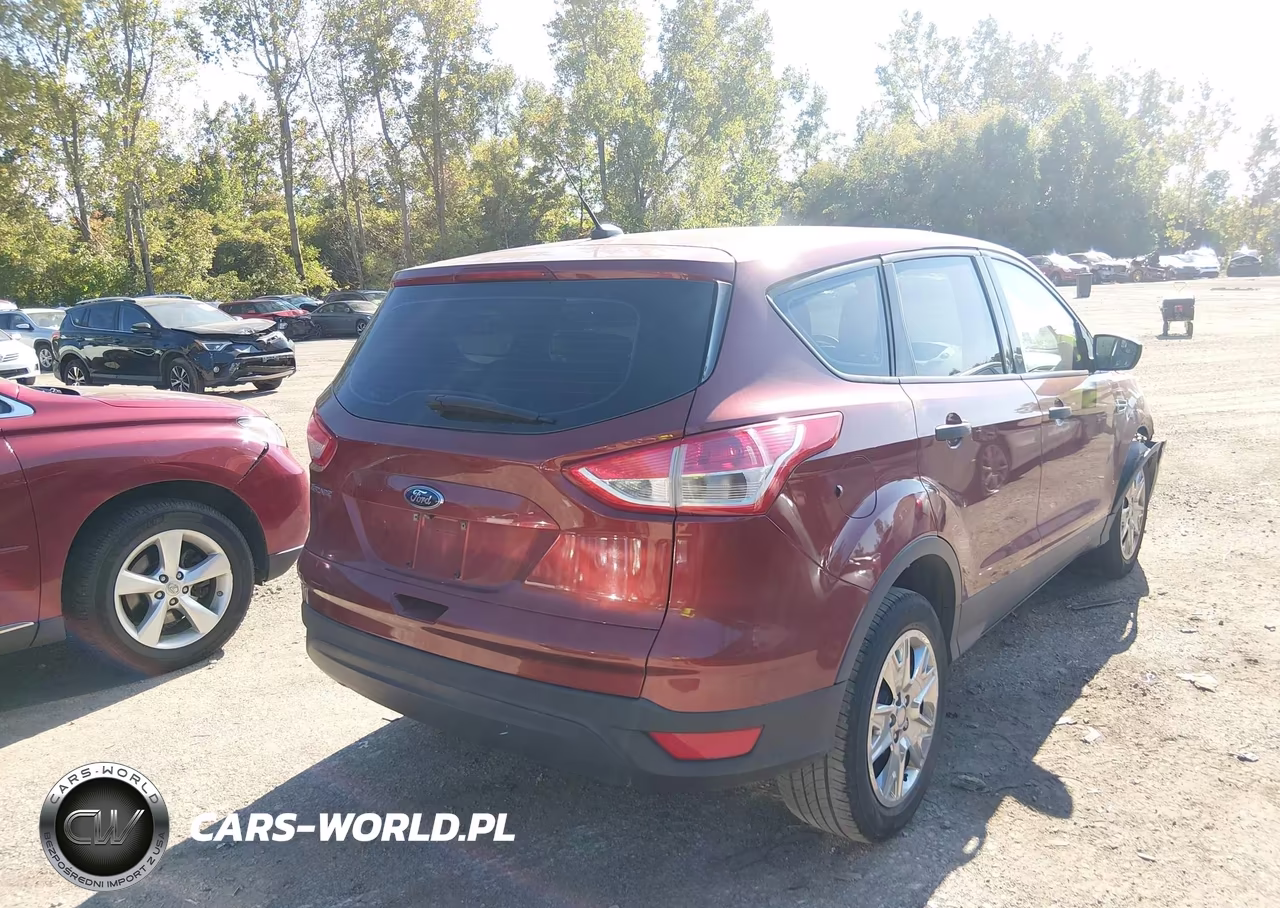 2014 Ford Escape S VIN:1FMCU0F74EUA12704 - 4
