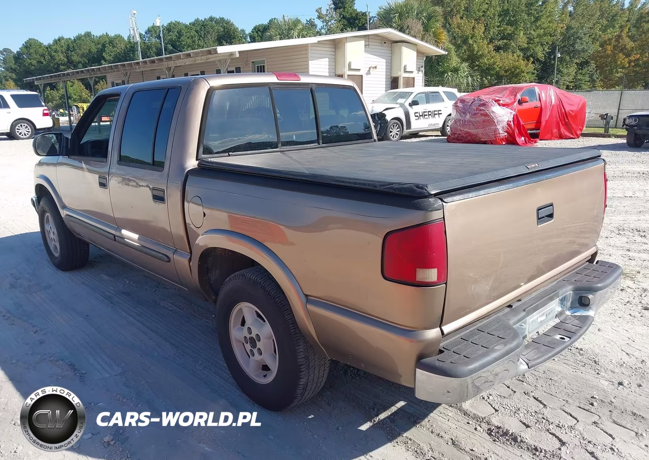 2002 Chevrolet S-10 Ls VIN:1GCDT13W82K136849 - 3