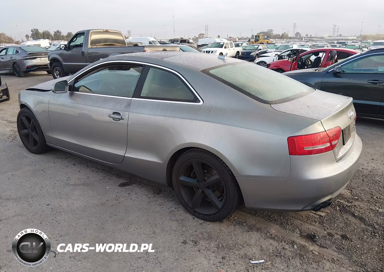 2010 Audi A5 2.0T Premium VIN:WAULFAFR8AA045770 - 3