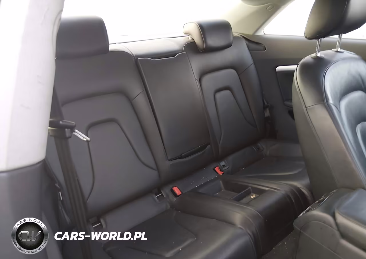 2010 Audi A5 2.0T Premium VIN:WAULFAFR8AA045770 - 8
