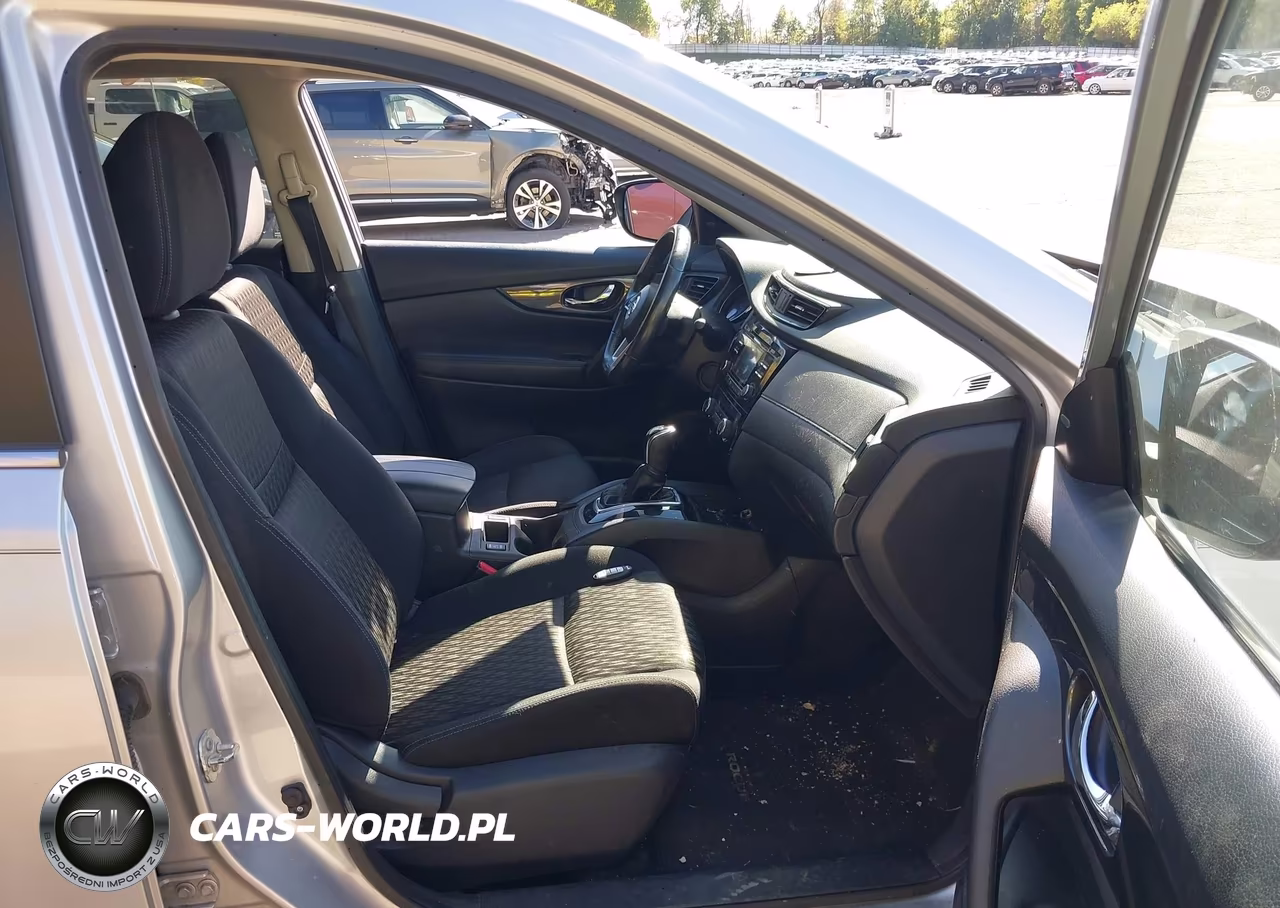 2017 Nissan Rogue Sv VIN:KNMAT2MV2HP597779 - 5