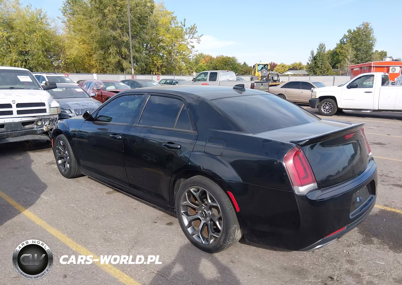 2017 Chrysler 300 300S VIN:2C3CCABG6HH593878 - 3