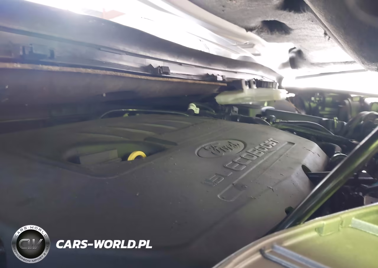 2018 Ford Escape Se VIN:1FMCU0GD6JUD47705 - 10