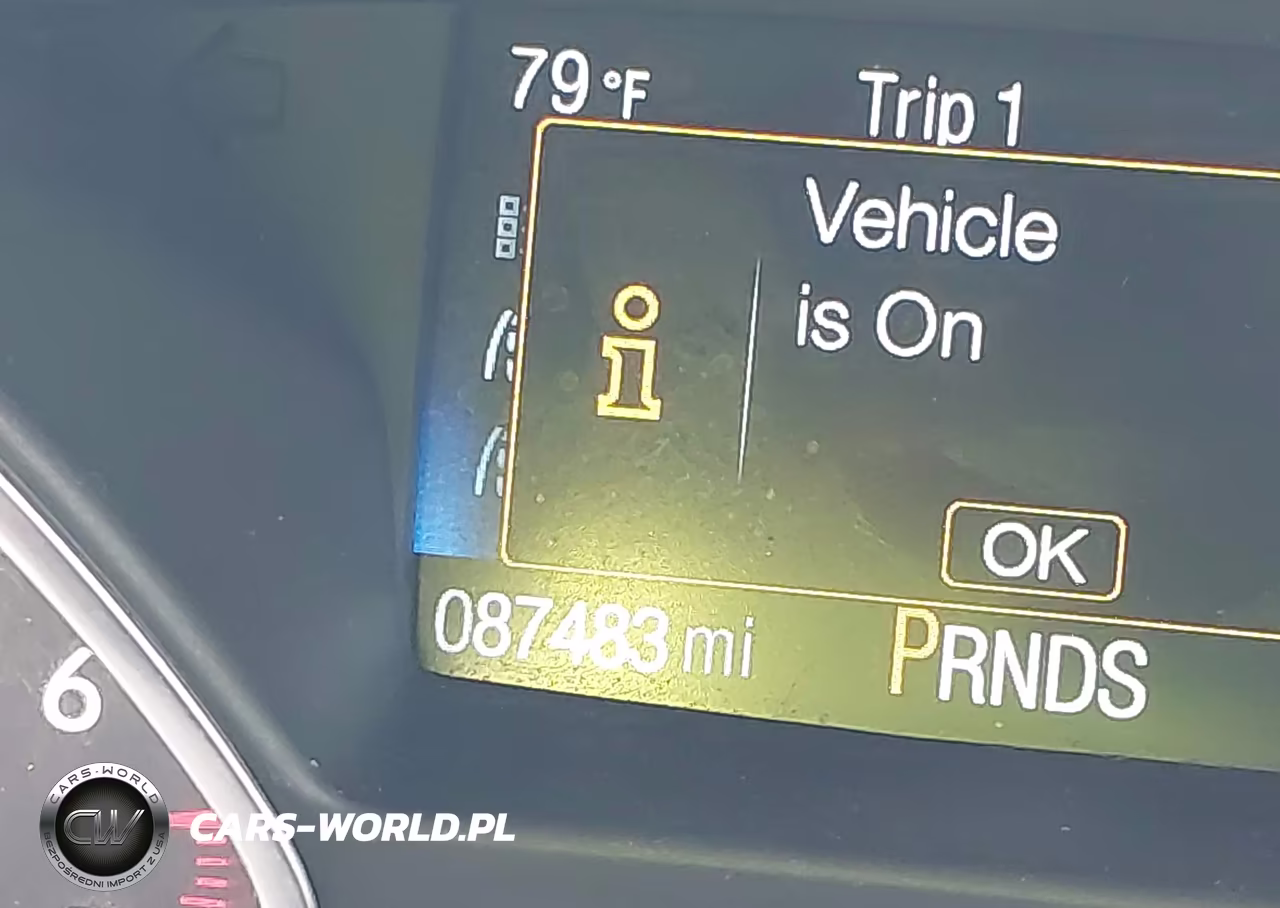 2018 Ford Escape Se VIN:1FMCU0GD6JUD47705 - 15