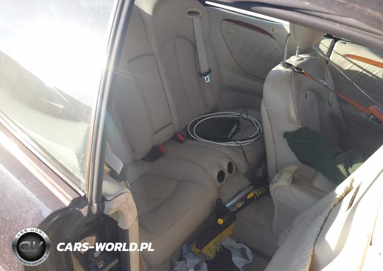 2007 Mercedes-Benz Clk 350 VIN:WDBTK56G67F216207 - 8