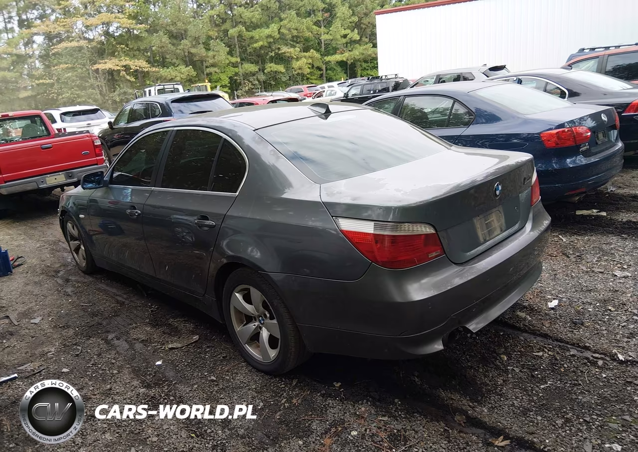 2007 BMW 530I VIN:WBANE73547CM58024 - 3