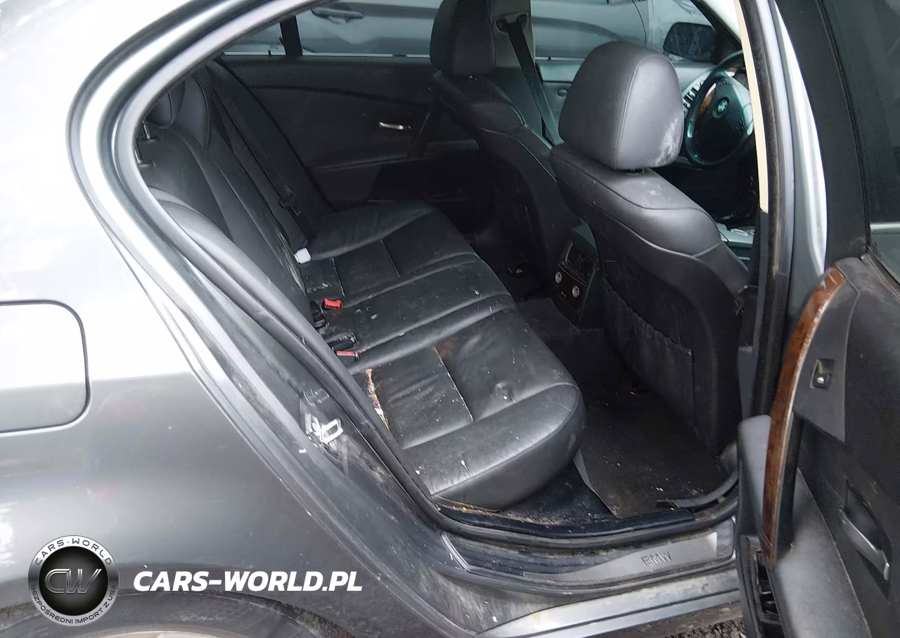 2007 BMW 530I VIN:WBANE73547CM58024 - 8