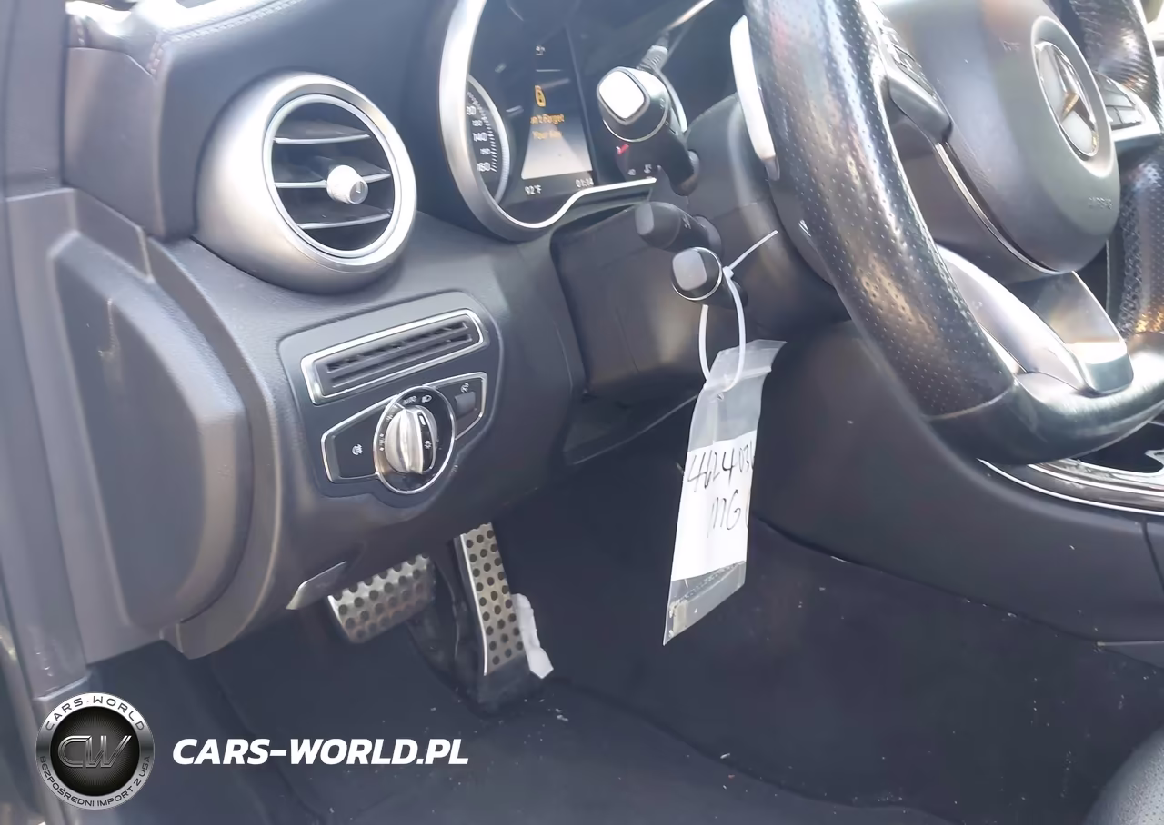 2015 Mercedes-Benz C 300 Sport VIN:55SWF4JB4FU068682 - 17
