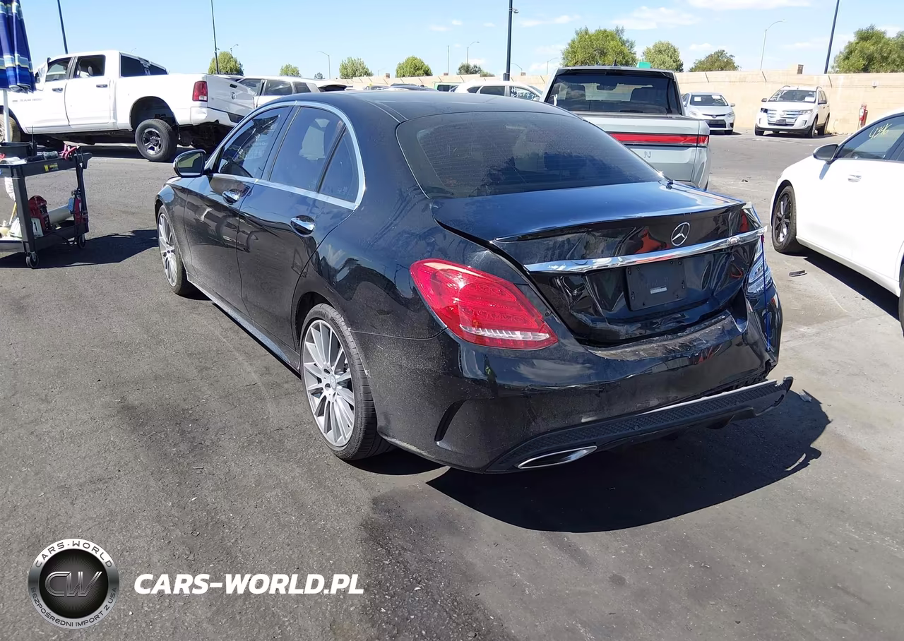 2015 Mercedes-Benz C 300 Sport VIN:55SWF4JB4FU068682 - 3