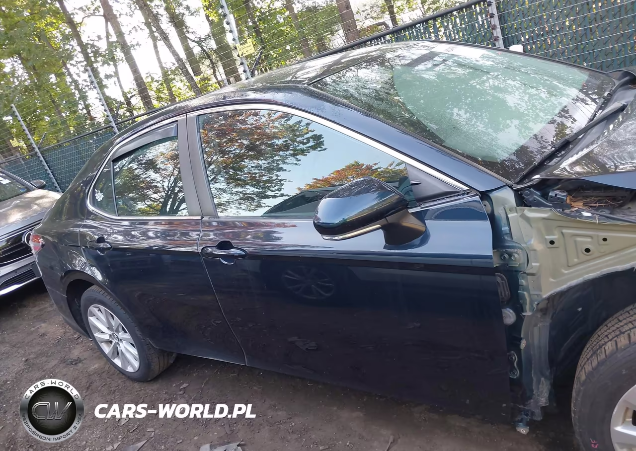 2020 Toyota Camry Le VIN:4T1L11AK5LU340902 - 13