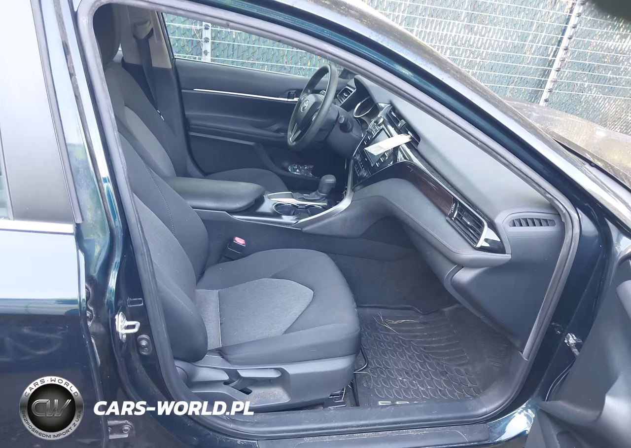 2020 Toyota Camry Le VIN:4T1L11AK5LU340902 - 5