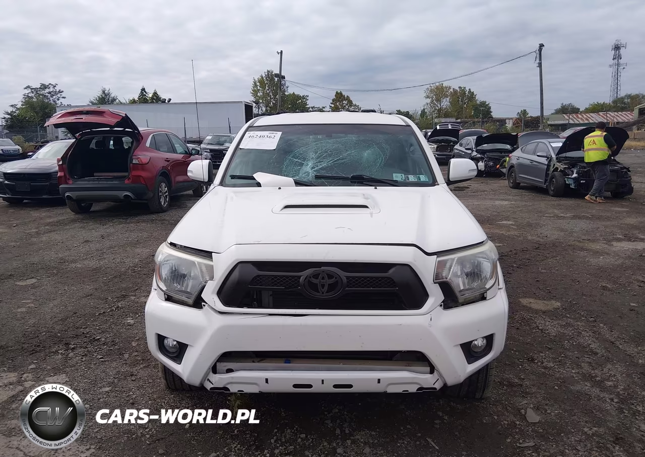 2015 Toyota Tacoma Base V6 VIN:3TMMU4FN5FM080479 - 12