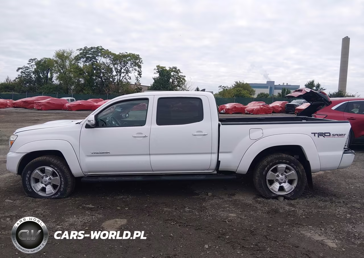2015 Toyota Tacoma Base V6 VIN:3TMMU4FN5FM080479 - 14