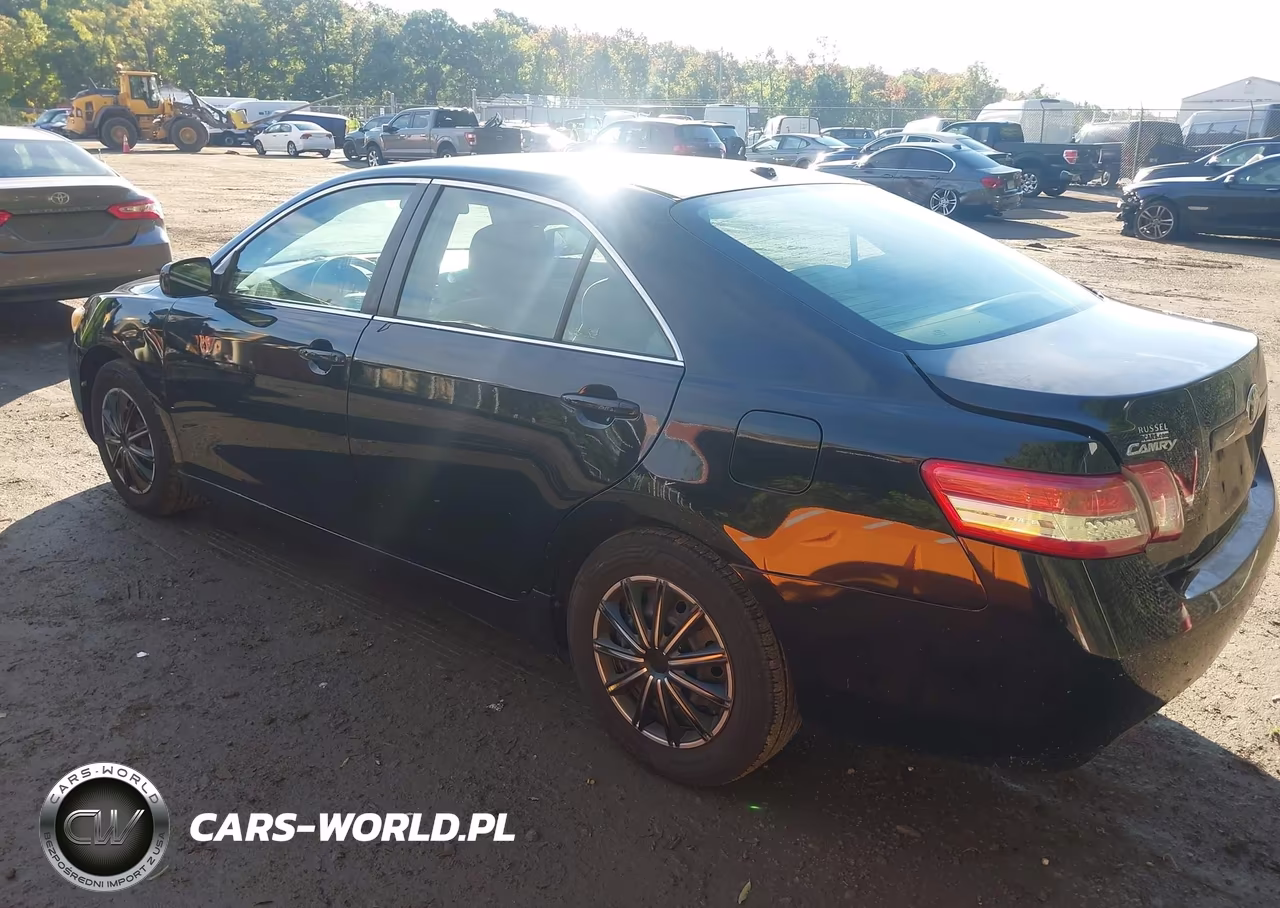 2011 Toyota Camry Le VIN:4T1BF3EK2BU170046 - 3