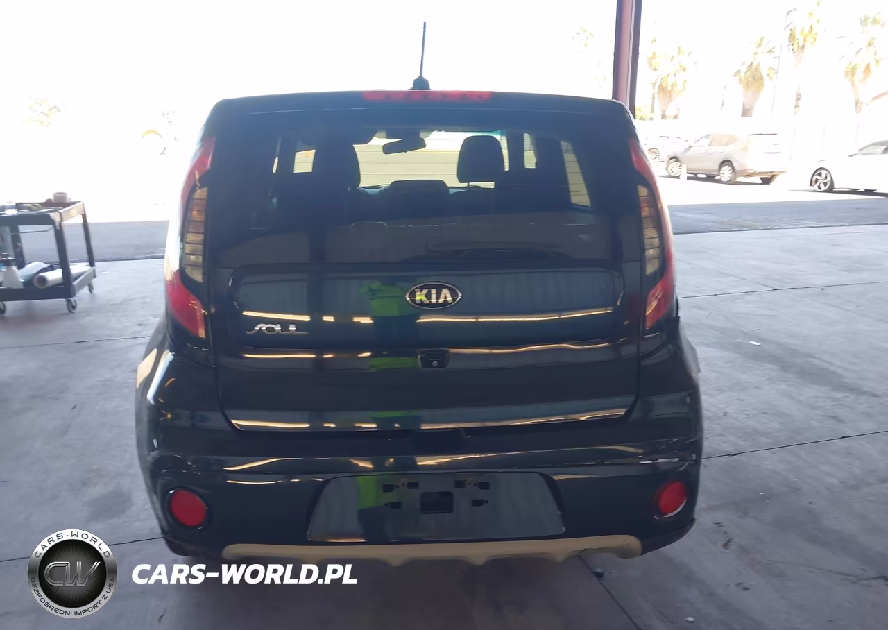 2019 Kia Soul + VIN:KNDJP3A51K7631748 - 16