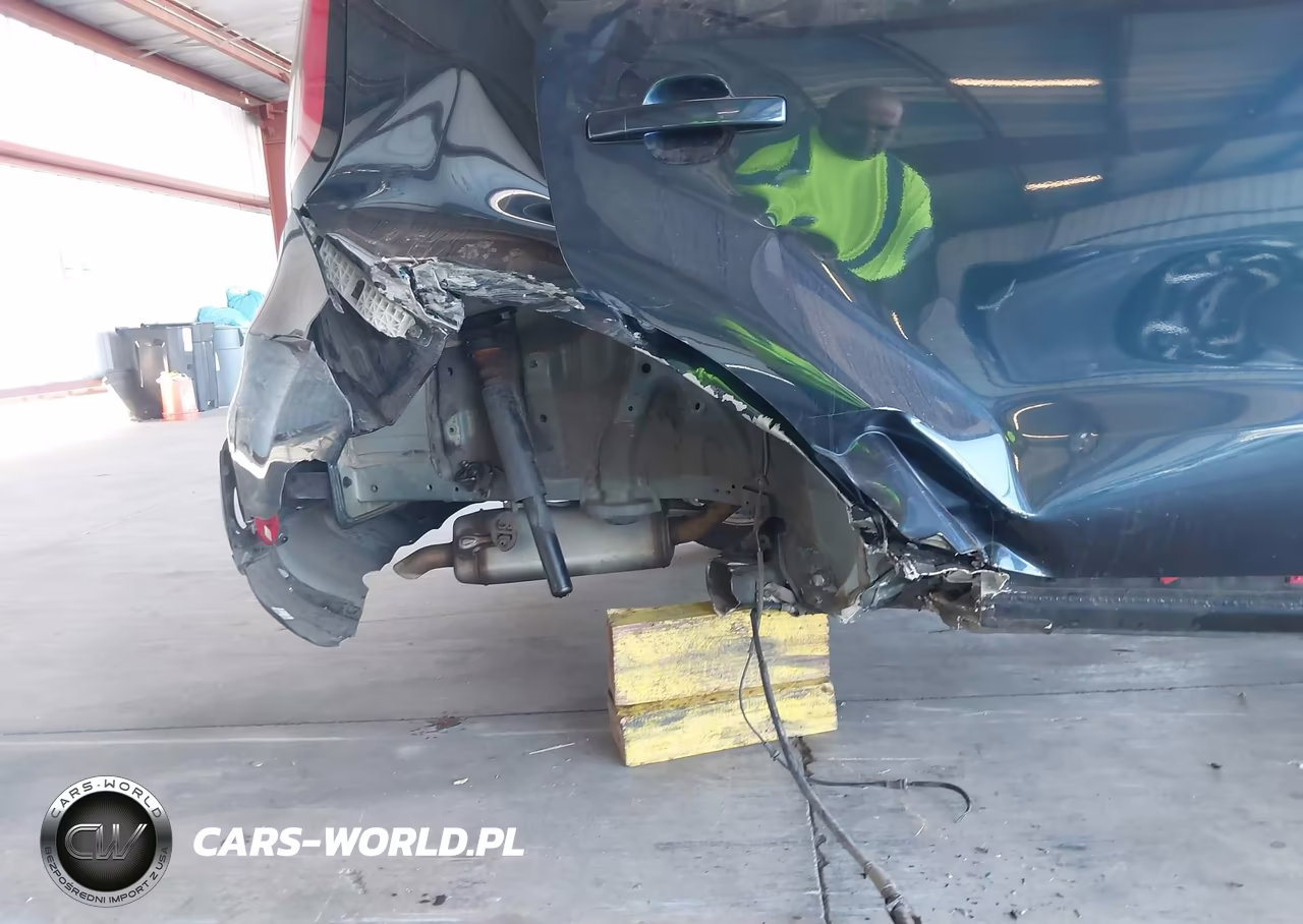 2019 Kia Soul + VIN:KNDJP3A51K7631748 - 18