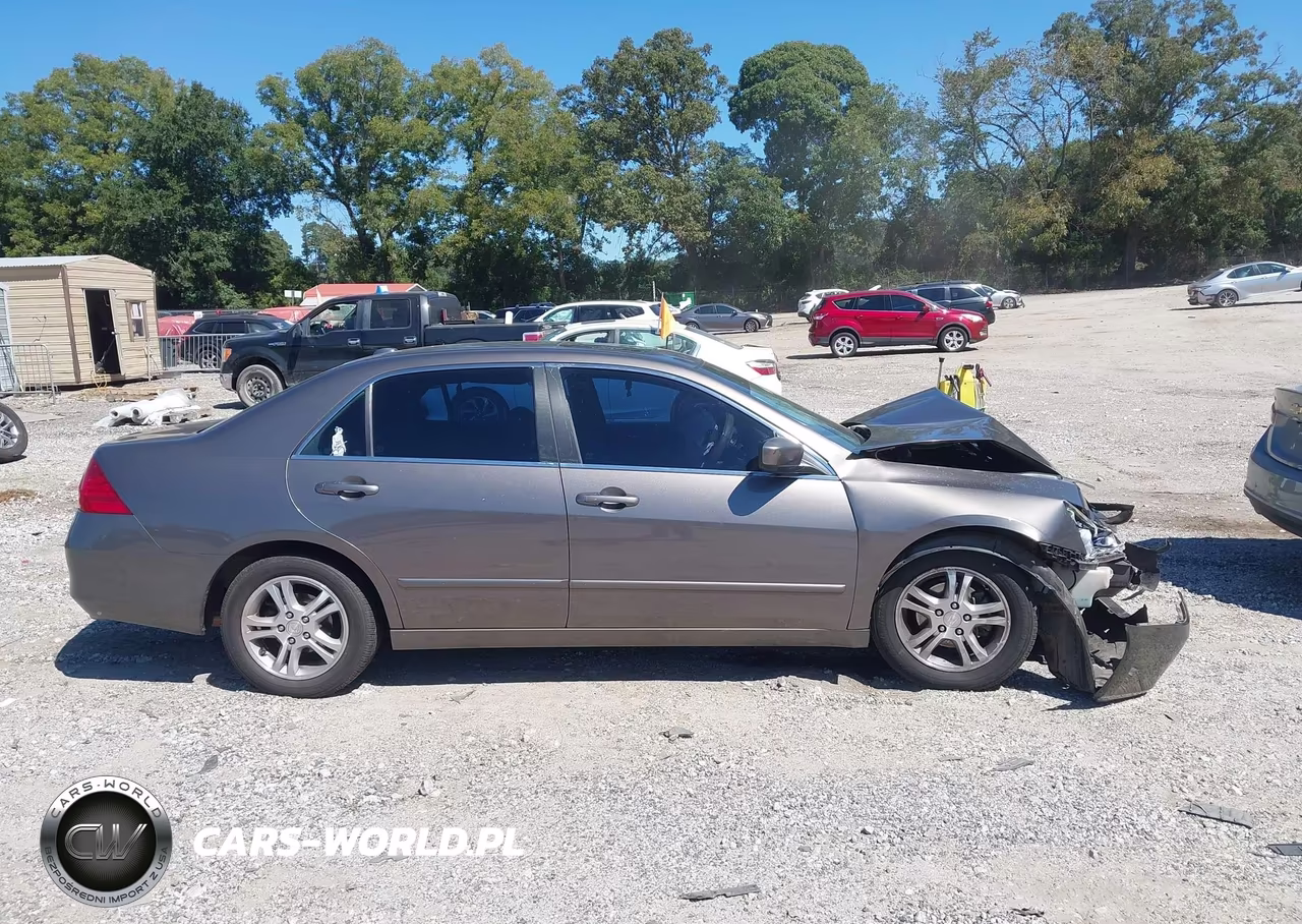 2007 Honda Accord 2.4 Ex VIN:1HGCM56867A040830 - 13