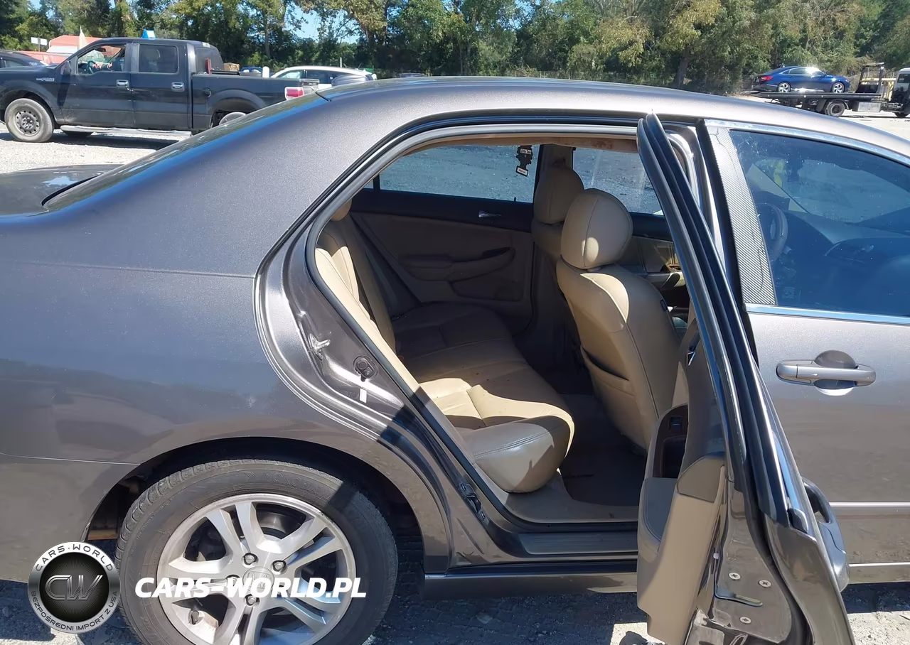 2007 Honda Accord 2.4 Ex VIN:1HGCM56867A040830 - 8