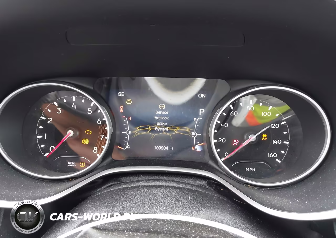 2019 Jeep Compass Latitude 4X4 VIN:3C4NJDBBXKT835943 - 7