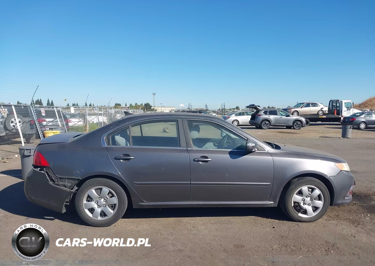 2009 Kia Optima Lx VIN:KNAGE228695318216 - 13