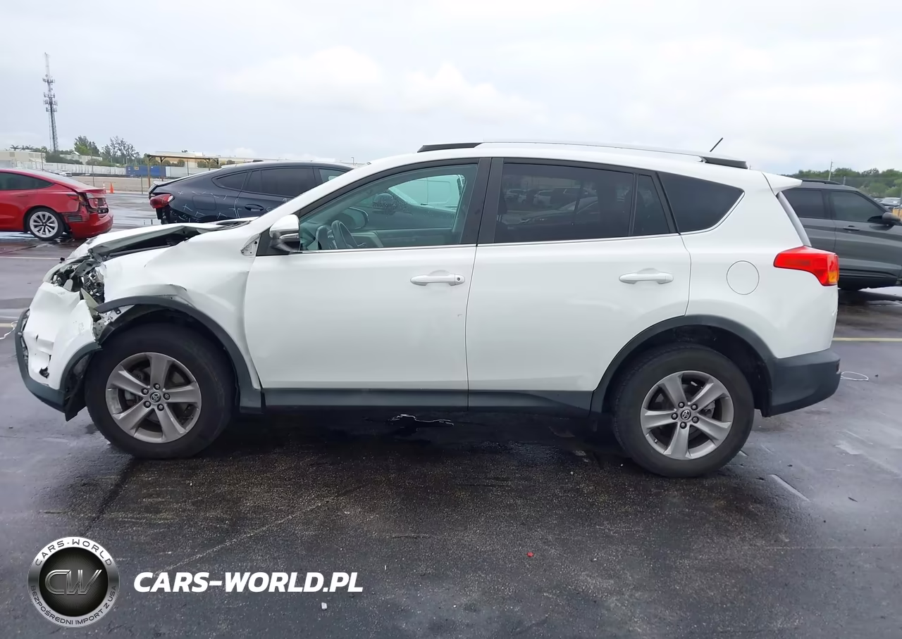 2015 Toyota Rav4 Xle VIN:2T3WFREVXFW214922 - 14