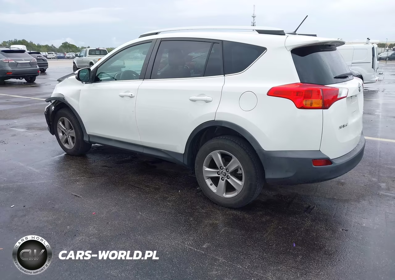 2015 Toyota Rav4 Xle VIN:2T3WFREVXFW214922 - 3
