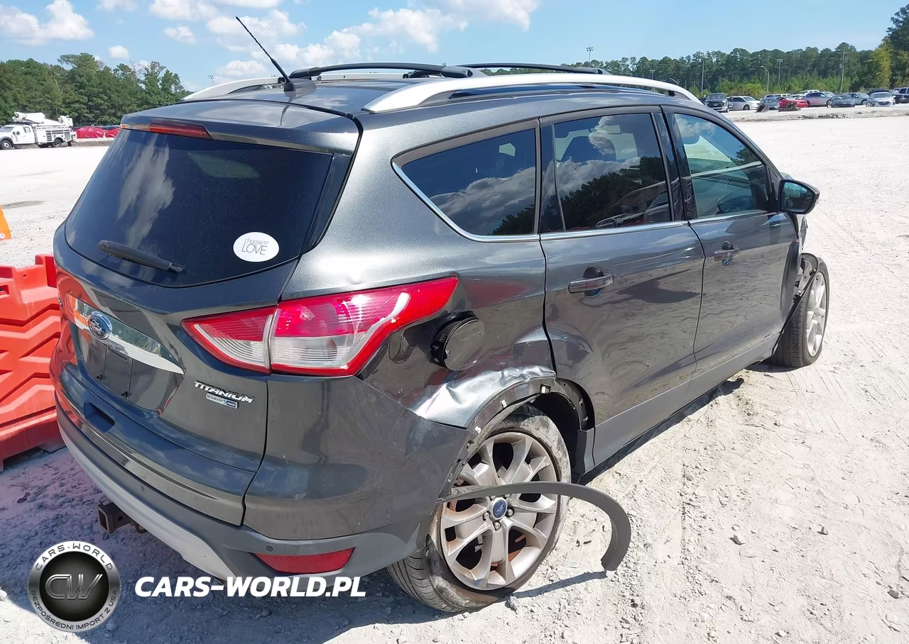 2015 Ford Escape Titanium VIN:1FMCU9J91FUA74592 - 4