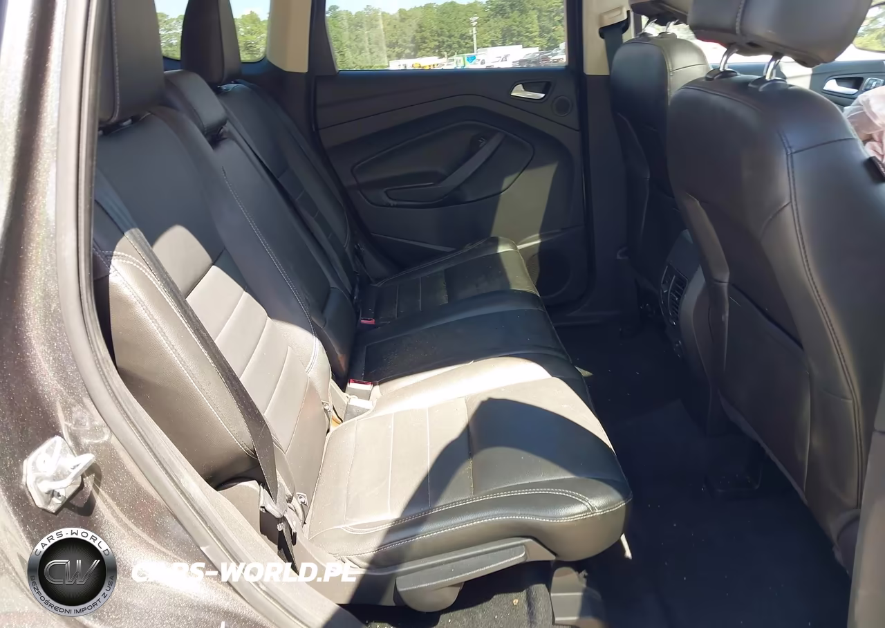 2015 Ford Escape Titanium VIN:1FMCU9J91FUA74592 - 8
