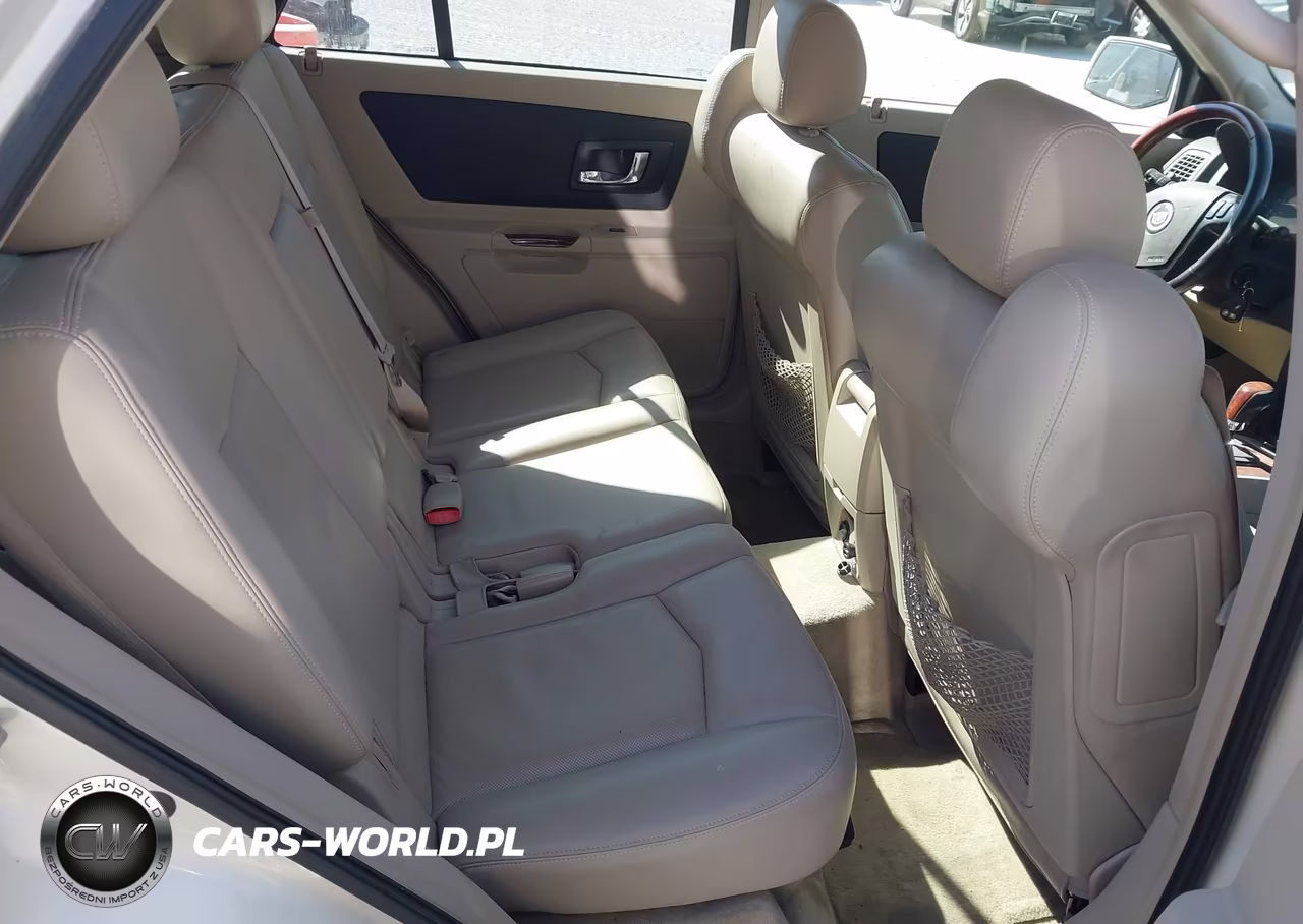 2004 Cadillac Srx V8 VIN:1GYDE63A440124282 - 8