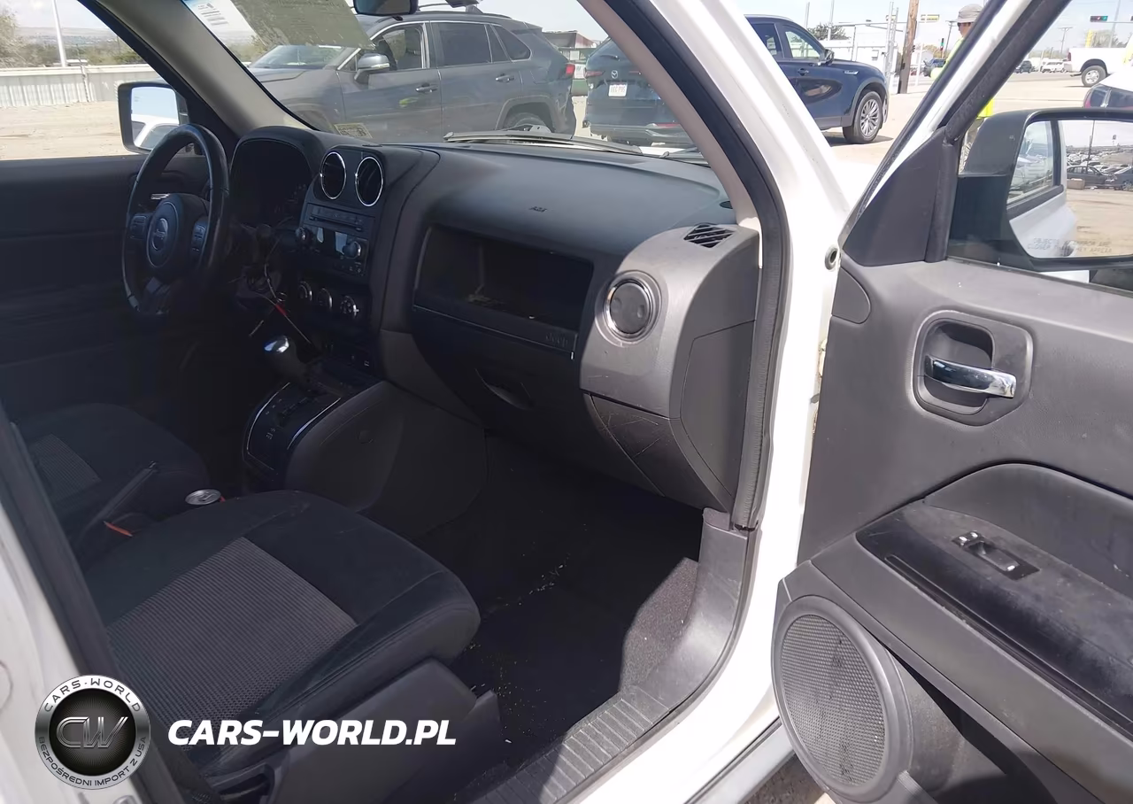 2011 Jeep Patriot Sport VIN:1J4NF1GB4BD149731 - 5