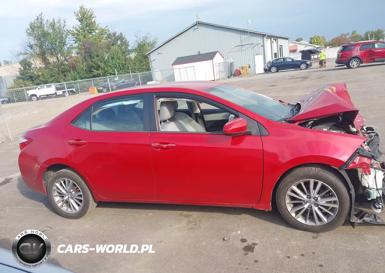 2015 Toyota Corolla Le Plus VIN:5YFBURHEXFP203624 - 14