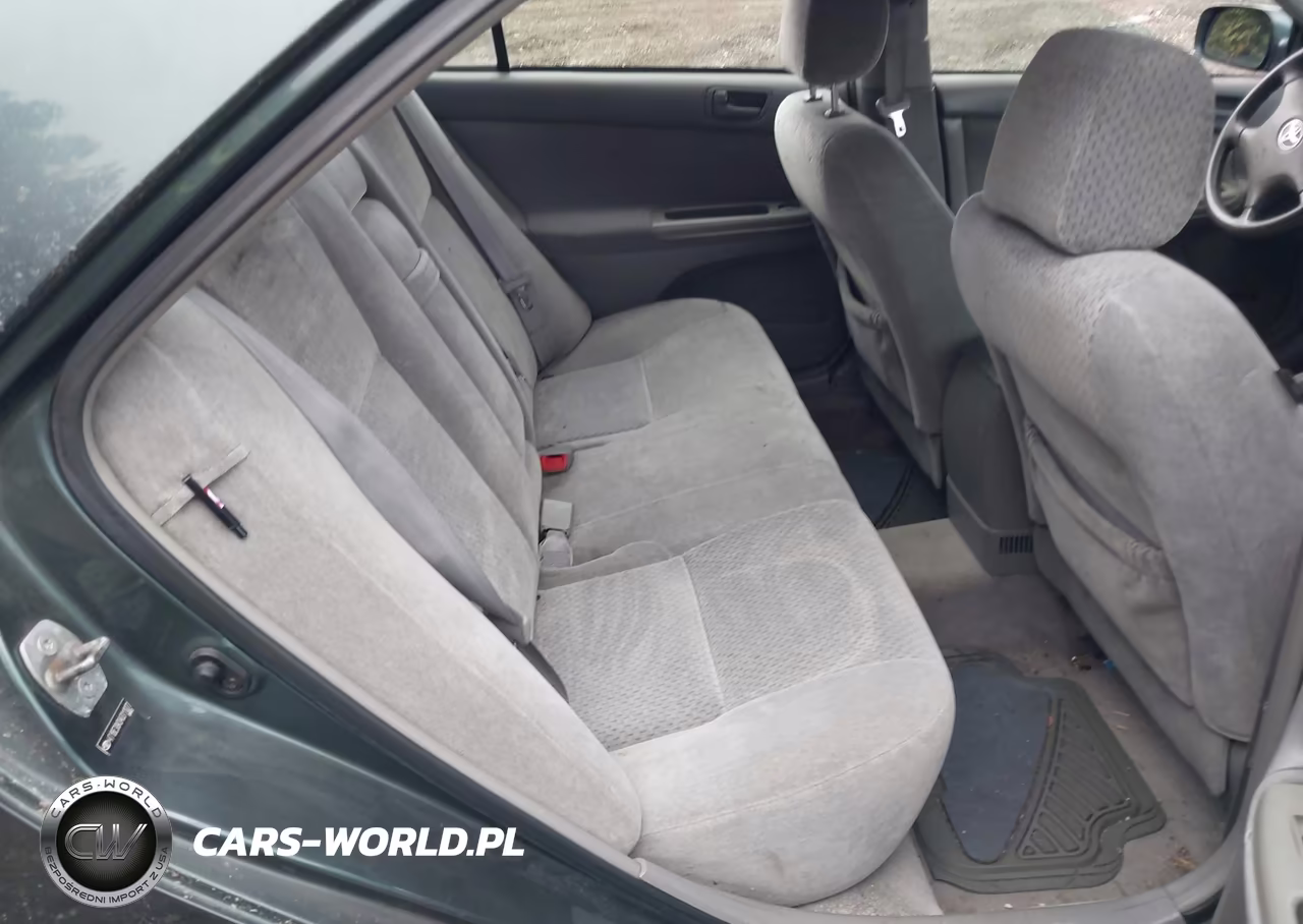 2004 Toyota Camry Le VIN:4T1BE30K04U311077 - 8