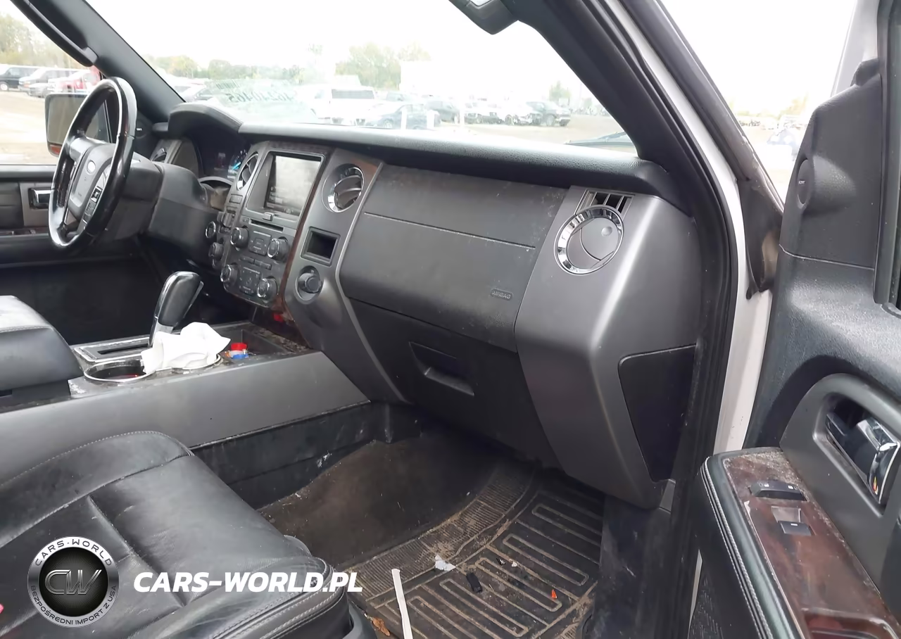 2015 Ford Expedition Platinum VIN:1FMJU1MTXFEF42703 - 5