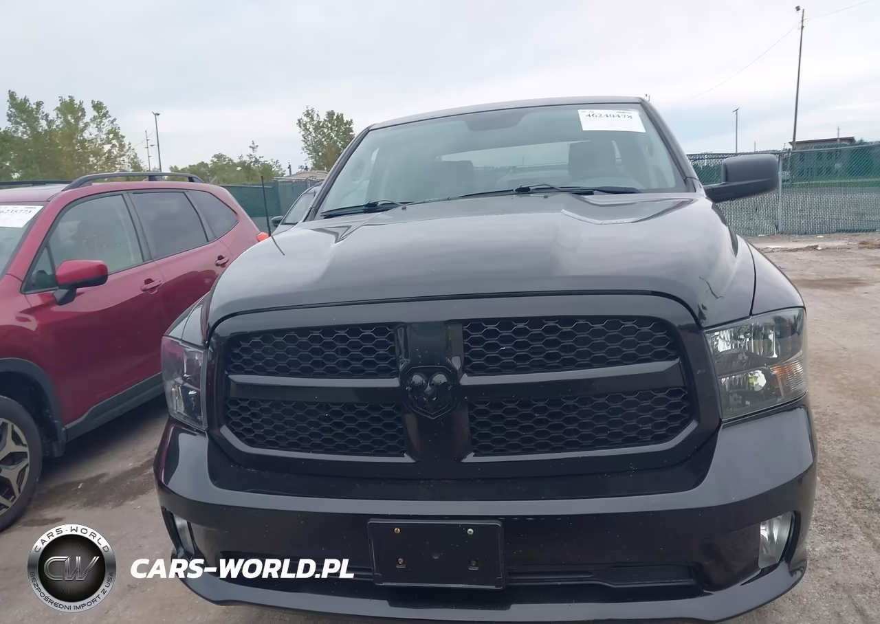 2018 Ram 1500 Express 4X4 5'7 Box VIN:1C6RR7KG8JS224646 - 12