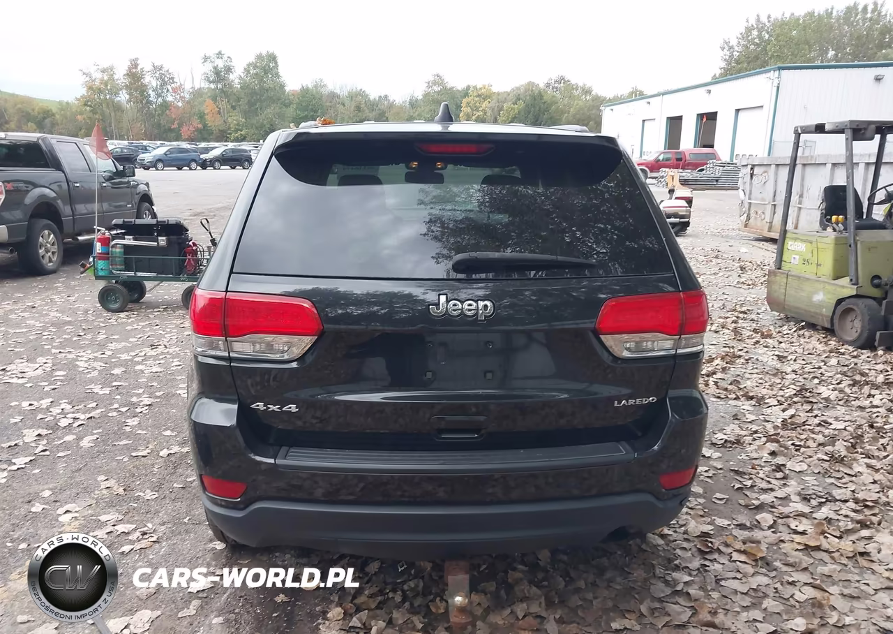 2014 Jeep Grand Cherokee Laredo VIN:1C4RJFAG4EC244498 - 16