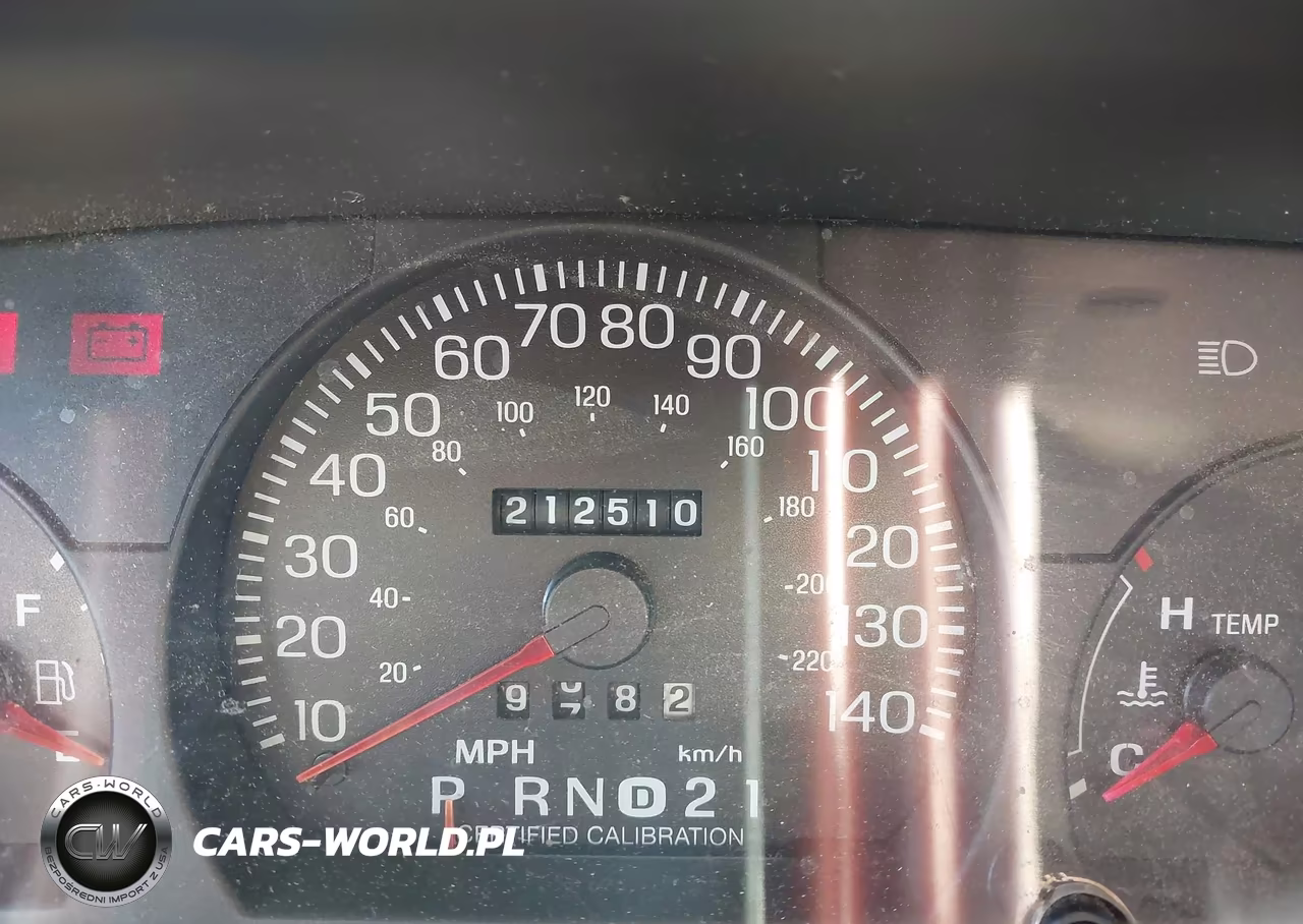 2004 Ford Crown Victoria Police VIN:2FAHP71W04X129377 - 15