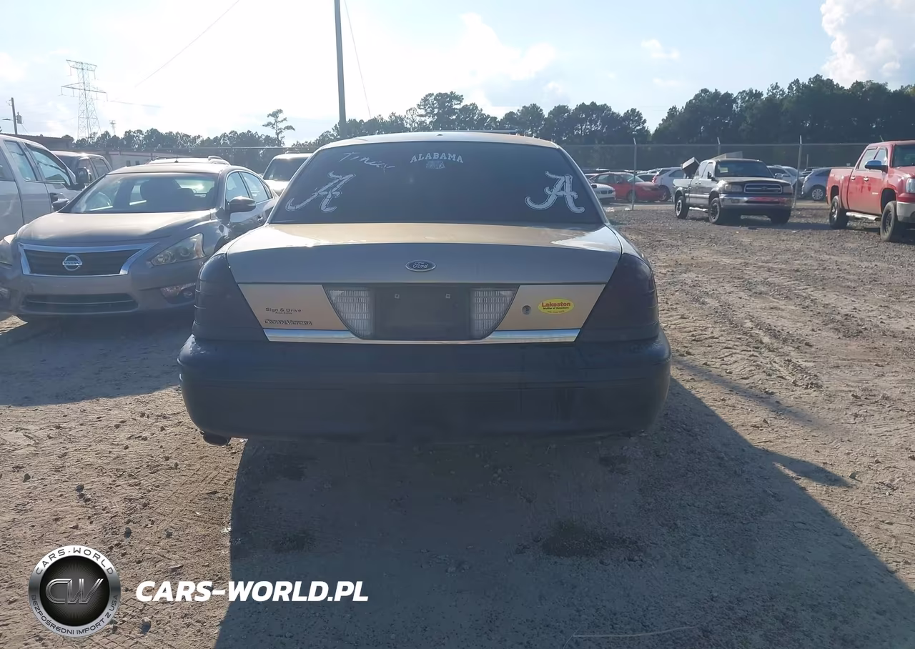 2004 Ford Crown Victoria Police VIN:2FAHP71W04X129377 - 16