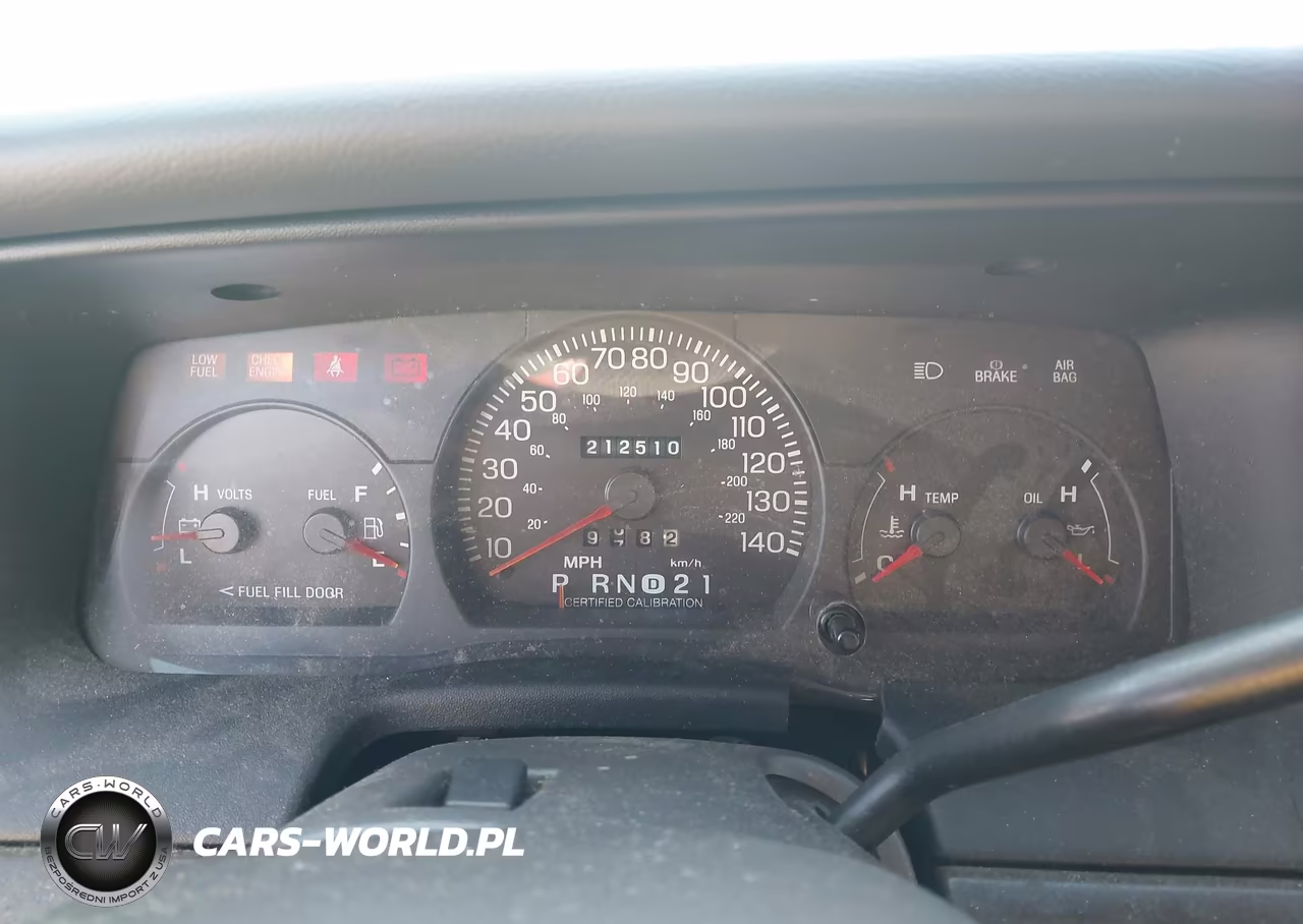 2004 Ford Crown Victoria Police VIN:2FAHP71W04X129377 - 7