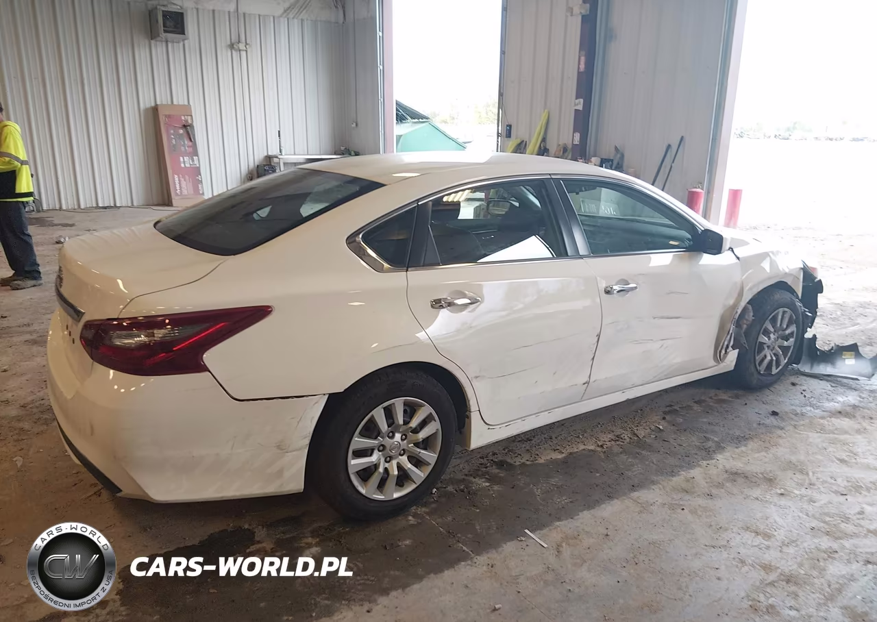 2018 Nissan Altima 2.5 S VIN:1N4AL3AP8JC199829 - 4